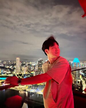 Go Kyung-pyo Instagram - photo by @hyello._.o