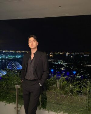 Go Kyung-pyo Instagram - #singapore🇸🇬 
@disney @disneypluskr 
#커넥트 #connect