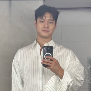 Go Kyung-pyo Instagram - 