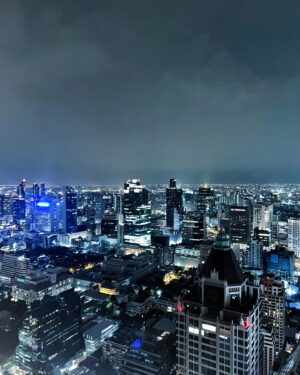 God Itthipat Thanit Instagram - Feels 🌃🌌