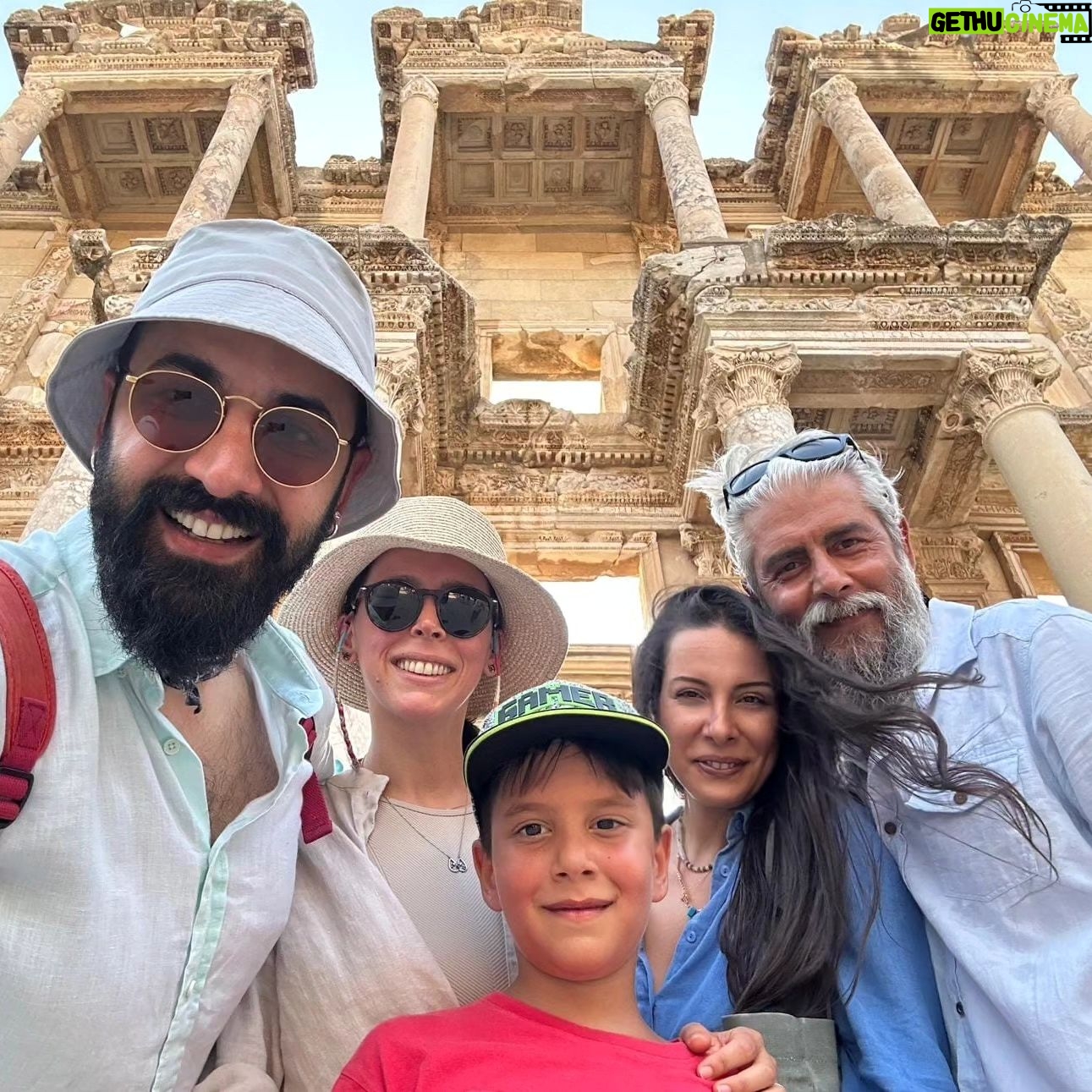 Gökhan Atalay - 6.5K Likes - Yolunuz düşerse #deneyimmüzesi ni muhakkak deneyimleyin 😃
#efesantikkent