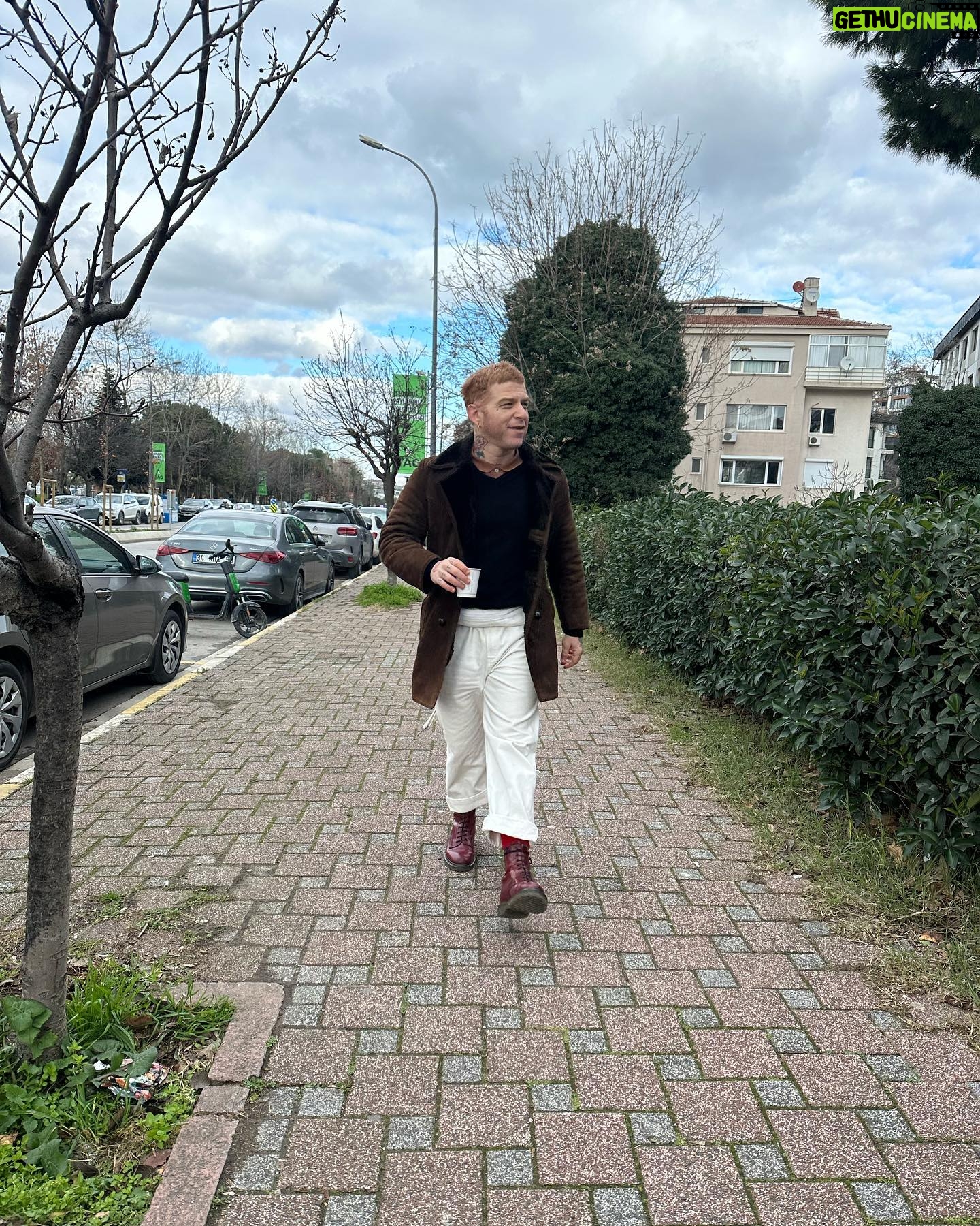 Gökhan Özoğuz - 11.9K Likes - Gider gelirler