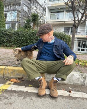 Gökhan Özoğuz Instagram - Hayatın anlamı süprizlerle kaplı . 
#cats