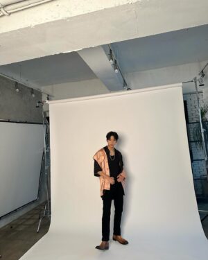 Gongchan Instagram - 📸📷☕️🧣🎬🖤🎈🤍🕶️🌟✨📸