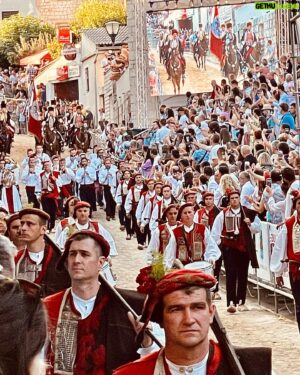 Goran Visnjic Instagram - Just to show you a bit of an atmosphere from a few days ago in #sinj #dalmatia #croatia It was magnificent...😊... Thank you @_sinjska_alka_ for a great event and a beautiful welcome...🙏🏻...
#sinjskaalka @croatiafulloflife