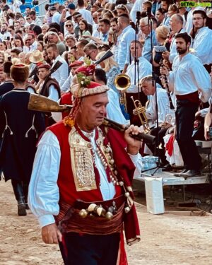 Goran Visnjic Instagram - Just to show you a bit of an atmosphere from a few days ago in #sinj #dalmatia #croatia It was magnificent...😊... Thank you @_sinjska_alka_ for a great event and a beautiful welcome...🙏🏻...
#sinjskaalka @croatiafulloflife