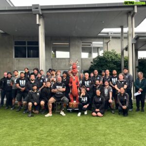 Gordon Toi Hatfield Instagram - Well,  back home now it’s been a pretty special time these past few weeks. What an honour to serve the school that gave me so much. I’m forever grateful to my mentors Henare Mahanga, Clive Fugill, James Rickard, and Jim Fergus for teaching me but moreover believing in me when I didn’t believe in myself as a young man. To my family @maakatepotoi @tokamapuna Chanel, my uncle and aunt who came to tautoko me thank you all for being there when it counts! To all the old boys that came to check us out and lift our spirits with their presence. Nga mihi. To @eraia and whanau thank you all for your manakitanga. To all 3 wananga Te Rito, Takapu, and Whakairo having the opportunity to bring us all together for this kaupapa could not be missed. I hope that this experience has bought you all a little closer as whanau. Finally to my boys that stood the ground with me during our 8 days of bringing my tupuna Kohuru Te Whata back to life, thank you all for trusting in the process and trusting me to guide us through. Here’s a few pics of our kaupapa wananga whakairo at Te Puia.