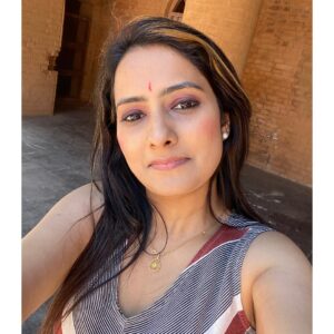 Gouri Nair Instagram - With all the grace and glory, From Manipur ♾️😍❤️🫰🏻

#gourinairsocialmedia #gourinairinstagram #gourinairactress #gourinairartist #gourinair
#today #love #instagram #instadaily #nature #fashion #beautiful #photo #art #likeforlikes #motivation #smile #style #day #music #now #insta #selfie #myself #l #trending #manipur