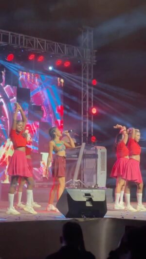 Gowry Lekshmi Instagram - 🎆

#GL #GLlive

#viralinstagram #mallugram #tamilsong  #dancechallenge #ranjithame #tamilmusic #livemusic #malayalamreels