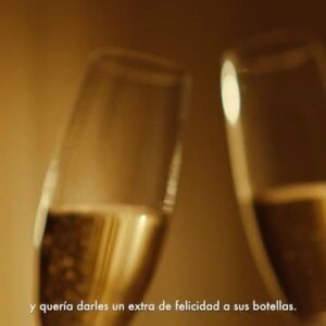 Goyo Jiménez Instagram - Estoy muy ilusionado de compartir con vosotros un proyecto en el que llevo trabajando mucho tiempo. Solo hay 9,000 botellas y se van a terminar en tic tac tic tac…
Date prisa que no te gane la risa !!!
¡Cómprala solo en nuestra web!www.bodegasinfantes.com

El Espumoso Familia Infantes de la @bodegainfantes y yo os deseamos Felices Fiestas Felices.

Pd.: Es Edición Limitada 😉😉