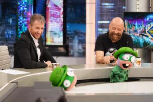 Goyo Jiménez Instagram - Hoy ha venido a divertirse a El Hormiguero, ¡@goyojimenez!

#goyojimenez #improvisacion #risas #monologo #miseryclass #humor #elhormiguero #GoyoEH