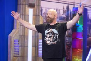 Goyo Jiménez Instagram - Hoy ha venido a divertirse a El Hormiguero, ¡@goyojimenez!

#goyojimenez #improvisacion #risas #monologo #miseryclass #humor #elhormiguero #GoyoEH