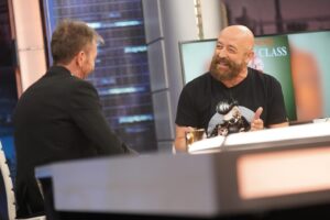 Goyo Jiménez Instagram - Hoy ha venido a divertirse a El Hormiguero, ¡@goyojimenez!

#goyojimenez #improvisacion #risas #monologo #miseryclass #humor #elhormiguero #GoyoEH