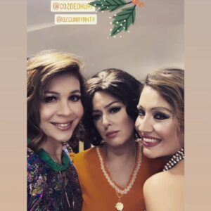 Gözde Okur Instagram - Ay pek mi tatlıyız ne 🍰🍭🍯🍫🍬#güldürgüldürshow
