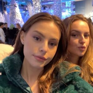 Grace Beedie Instagram - wearing what I love while doing what I love ❤️ thank you @alo✨#alohouse #alowinterhouse ❄️