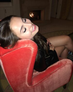 Grace Beedie Instagram - I just like to smile smiling is my favourite 😊