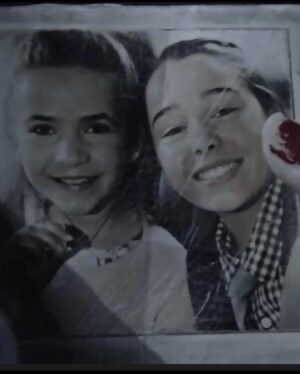 Gracyn Shinyei Instagram - Wow I can’t believe it’s over! This show has brought me so much joy and love and I hate to say goodbye! I made so many amazing friends and memories that I will always cherish! I look up to all the cast and crew I met on set!!! I’m so grateful that I got to play young Batwoman💗💗