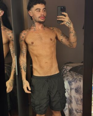 Grag Queen Instagram - Papai foi de arrasta mamãe vai trabalhar 🎶💅