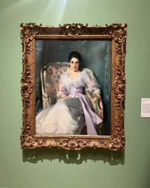 Graham McTavish Instagram - If you find yourself in London I urge you to visit Tate Britain and see the John Singer Sargent exhibition. It’s humbling to see the work of such a colossal talent collected in one place. The portrait of Madame X ( Virginie Gautreau) caused a scandal in Paris where it was first exhibited in 1884 forcing Sargent to move to London. Every painting takes your breath away. @tate #portraits #painting #beautyinoils #getyourgallerybootsonandgovisit