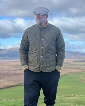 Graham McTavish Instagram - The Highlands Part 1. Just back from another visit to Scotland. A fabulous night at Blair castle for the Keepers of the Quaich ceremony. As you can see a giant Quaich along with a giant haggis ( very rare to still find one in the wild of that size), and the wonderful Robert Lovie delivering a tremendous “address”. The video is NOT me shooting a haggis. The hawk is named Margo and thanks as always to @garancedore for making me look half decent! @thegleneagleshotel @blair.castle.atholl.estate