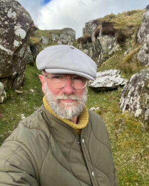 Graham McTavish Instagram - More highlands! Part 2!!! Lovely to see Diana again. She was looking magnificent and her speech was her usual erudite treat!!
Also fitted in a visit to Dunadd Fort in Argyll and follow,(literally) in the footsteps of ancient Scottish kings. I YRGE you to put it on your Scottish itinerary!! Plus popped in on a few ancestors at Kilmartin cemetery. Some dating my to the 12th century. If you e never visited, Kilmartin Glen is a magical place!!!! @diana_gabaldon #kilmartin #ancestors #scotland!