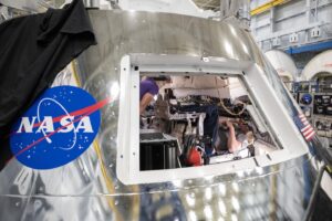 Graham McTavish Instagram - I watched the TV with my Father in 1969 as Neil Armstrong united the world in a moment of inspiring Hope.  I grew up wanting yo be only one thing-an astronaut. Thankyou @nasa for the next best thing: having the honour to stand on the floor of Mission Control in Houston, to see the International Space Station pass over New Zealand, to climb into the Artemis capsule that will begin our next great adventure in manned space travel, to meet the incredible people who work to make this all happen, and to meet a real life astronaut Mark Vande Hei. To call it a dream come true scarcely does justice to a truly wonderful day. #aboysdreamcometrue #astronauts #spacetravel
