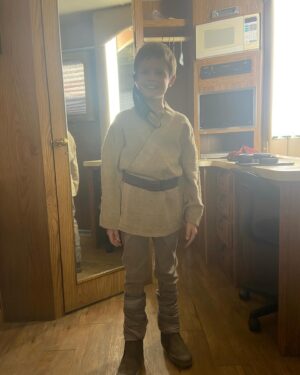 Grant Feely Instagram - Flashback to my time filming Obi Wan Kenobi.
May the fourth be with you all today!
#younglukeskywalker #maythe4thbewithyou #obiwankenobi
