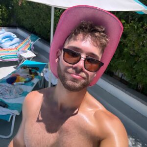 Grant Knoche Instagram - did someone say “4 day weekend”? ☀️🤠🌴🌊