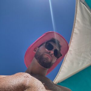 Grant Knoche Instagram - did someone say “4 day weekend”? ☀️🤠🌴🌊