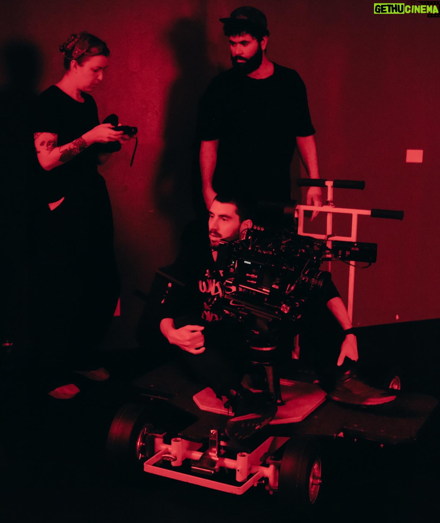Grant Knoche - 2.5K Likes - little music vid bts photo dump ❤️🔥😌
📸: @blakeephoto