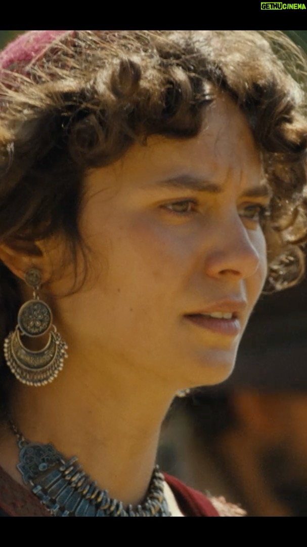 Gratiela Brancusi - 547 Likes - I can’t wait for you to meet Noemi. She taught me more than words can describe.
The journey begins December 19th on @paramountplus @1883official
#1883TV #ParamountPlus