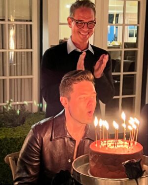 Greg Berlanti Instagram - Happy birthday @robbierogers !!!!!! ❤️❤️❤️❤️❤️ it is amazing and inspiring what you accomplished in one trip around the sun - but even more incredible is the love and care you show all of your family and friends — you are the most gorgeous soul inside and out. here’s to you and all the beautiful memories we have been so lucky to have made together and all to come.  Love forever — your three soulmates ❤️❤️❤️❤️❤️❤️❤️❤️❤️❤️❤️❤️❤️❤️❤️❤️❤️❤️❤️