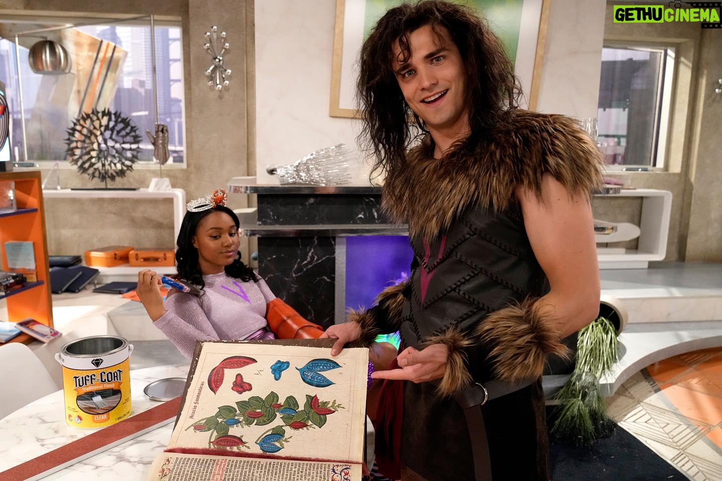 Greg Rogstad - 3.5K Likes - The thundermans don’t stand a chance. 😉@nickelodeon @paramountplus #thethundermansreturn