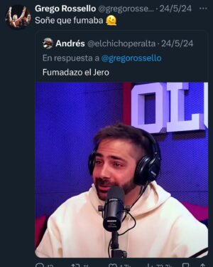 Grego Rossello Instagram - Baje del avión a ganarme unos premios con los pibes de La Nonna. 😎 

Aguante @olgaenvivo ❤️ La ultima foto es para @tomaskirzner que piensa que me regalaron los premios. #GregoPetero 🫠😂