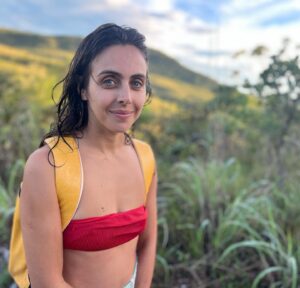 Gregório Duvivier Instagram - Obrigado @giovannanader por me apresentar a todos os segredos do cerrado como o @glampingdospireneus, a flor da canela de ema, e o SAL no picolé de cajá-manga (e obrigado a todos os que nos acolheram em Pirenópolis, esse paraiso, especialmente Tibor do Abade, Hellen e meu novo amigo Francisco)