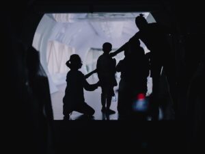 Greig Fraser Instagram - “Gareth is kind of a rebel. And his whole concept with this film stems from his nature of questioning how things are done in the industry…like the normal way of doing a big blockbuster film. And this is something that he and Greig explored on ‘Rogue One’ quite a bit. How to change the methodology for a big film like this, in a way that doesn’t keep you confined in a box but opens up the opportunity for spontaneity.”

Oren Soffer on shooting Gareth Edwards’ ‘The Creator’ alongside Greig Fraser ASC ACS.

Read the full interview via the link in bio.

📸: Disney / Oren Soffer / Glen Milner