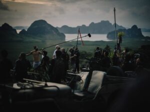 Greig Fraser Instagram - “Gareth is kind of a rebel. And his whole concept with this film stems from his nature of questioning how things are done in the industry…like the normal way of doing a big blockbuster film. And this is something that he and Greig explored on ‘Rogue One’ quite a bit. How to change the methodology for a big film like this, in a way that doesn’t keep you confined in a box but opens up the opportunity for spontaneity.”

Oren Soffer on shooting Gareth Edwards’ ‘The Creator’ alongside Greig Fraser ASC ACS.

Read the full interview via the link in bio.

📸: Disney / Oren Soffer / Glen Milner