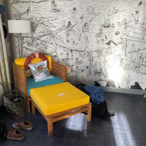 Griffin McElroy Instagram - Our hotel in Denver had themed rooms. Each room, on all 16 floors of the hotel, had a different theme.

Mine was, I shit you not, James Buffett.