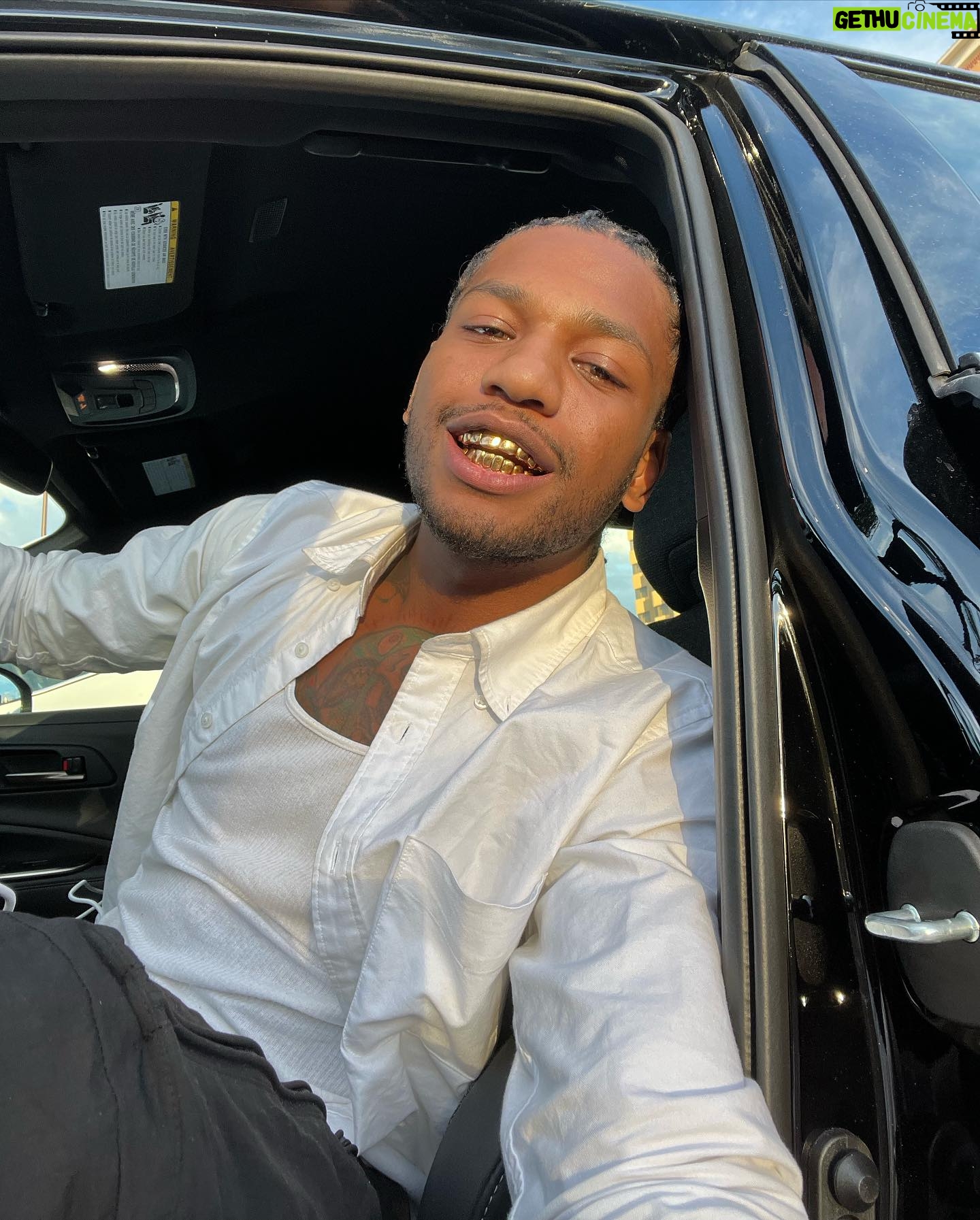 Guapdad 4000 - 17.8K Likes - Guess the cats out the bag , because I hopped in it. Can’t believe I’m actually in a movie & all ima say is they didn’t name this film “Him” untill I got there 💯💯 on my momma .
Speaking of that momma I’m in a movie @filipenomix the director Filipino too @jtip
Love to @monkeypawproductions y’all family now .it’s okay if a few of y’all claim Oakland on my behalf ☝🏾🫱🏾🫲🏿
Can’t wait for y’all to see how handsome I am in a @universalpictures movie