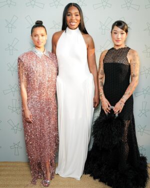 Gugu Mbatha-Raw Instagram - Such an honour and delight to co-host the @serpentineuk Summer Party alongside @venuswilliams and @peggygou_ 🥂✨

Loved celebrating art and culture in the London golden hour and proud to support the Serpentine’s mission to make art galleries free for all to experience. 💕

Especially enjoyed the thought-provoking works by Yinka Shonibare @yinkashonibarestudio 

Thank you @prada for the shimmering gown which gave the evening extra sparkle! ✨

Read more @bazaaruk Secrets of The Stylish

Styling @leithclark 
Makeup @kaymontano 
Hair @bjornkrischker 
Photos @darren_gerrish