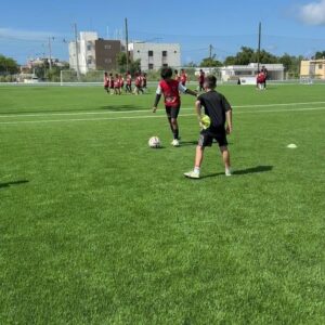 Guido Cannetti Instagram - Hoy visité a un gran amigo que me dio la vida @joel_infusino en República Dominicana muy contento de ver tu progreso y como transmitís lo que tanto amas ⚽️ gracias por invitar a mis hijos a entrenar enseñándoles lo fundamental. Que linda cancha armaron @realromanafc te felicito mucho éxito 🏆