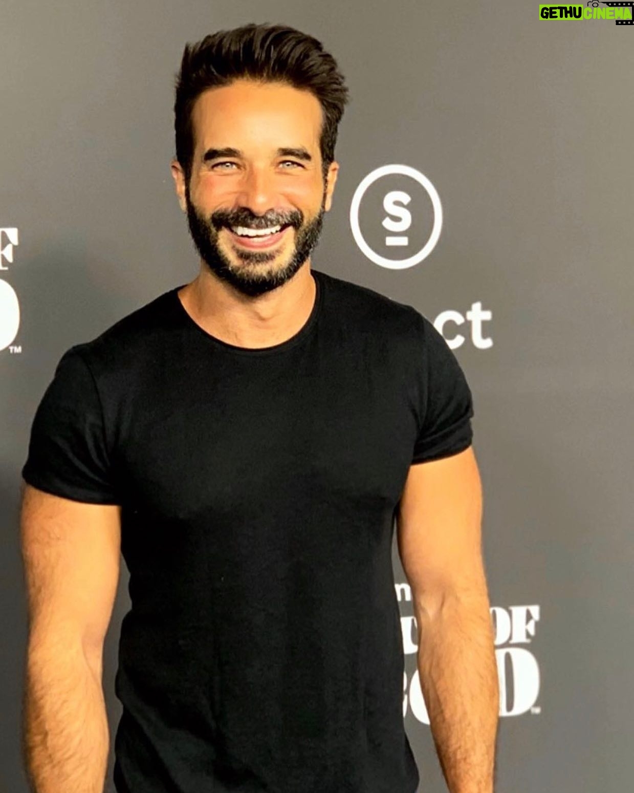 Guido Massri - 1.6K Likes - Volver a sonreír sin máscara 😷 no tiene precio!