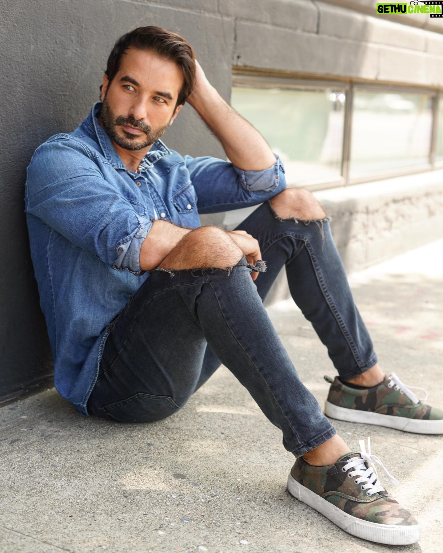 Guido Massri - 1.6K Likes - Doble de Domingo.
Con cual te quedas? 1 o 2 ? 👇🏻
#sundayfunday #sunday
📸 @wattleyph