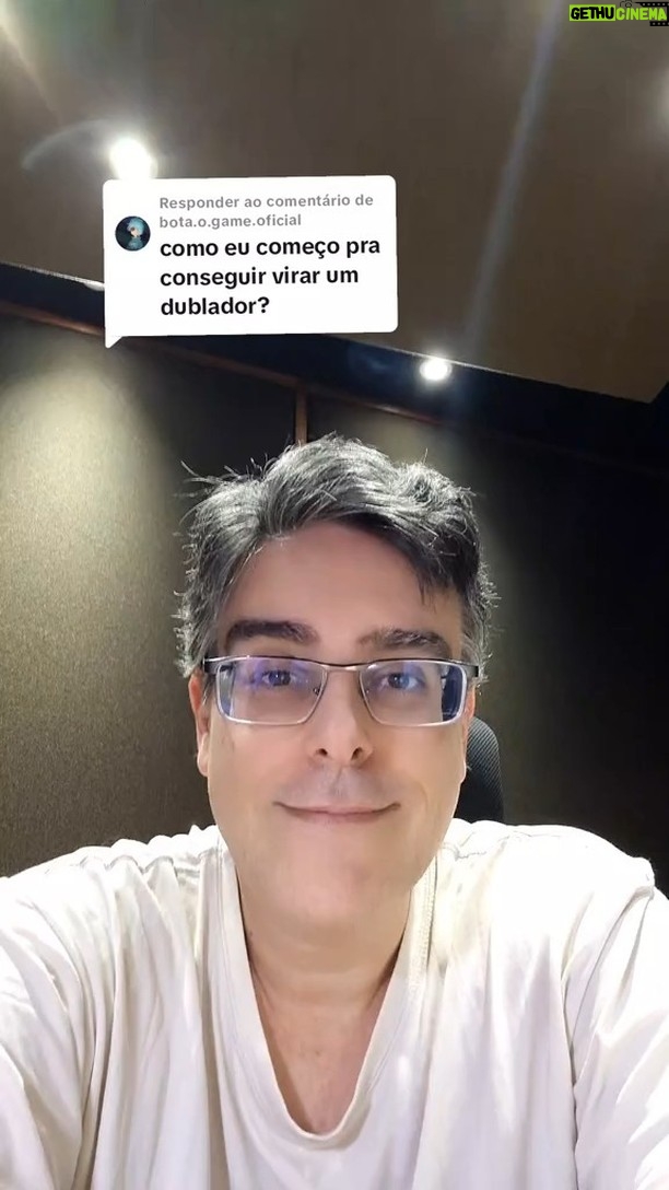 Guilherme Briggs - 13.7K Likes - Como virar um dublador?
Na rede vizinha eu combinei com os seguidores de responder três perguntas deles sobre qualquer assunto. Essa é a terceira que respondi. ❤️