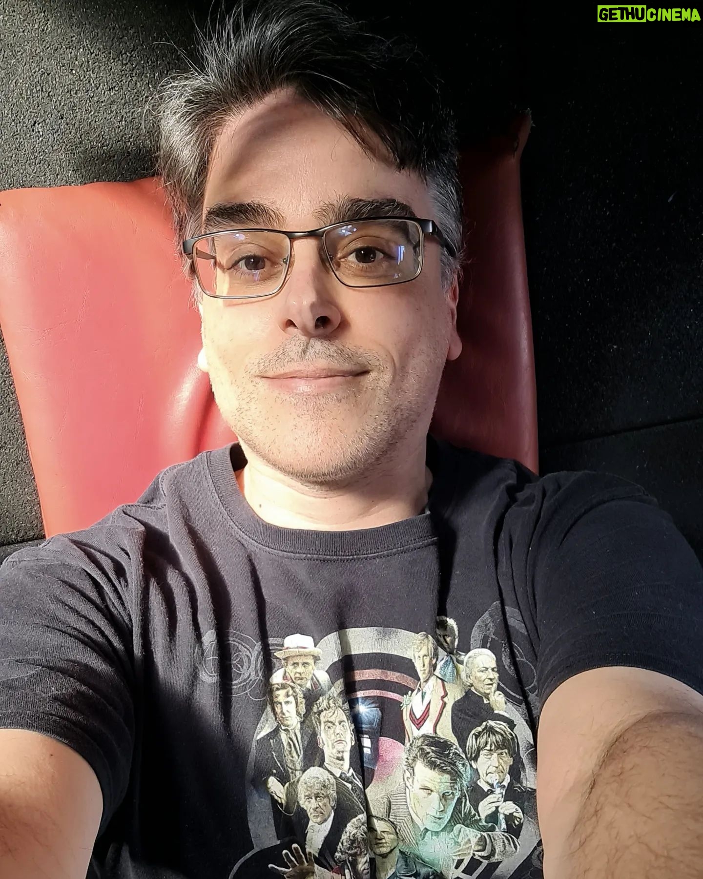 Guilherme Briggs - 18.5K Likes - Treinando na academia, seguindo sempre a recomendação do Doutor. ❤️😆