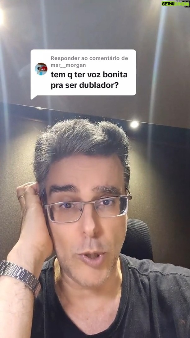 Guilherme Briggs - 54.7K Likes - Tem que ter voz bonita pra ser dublador? 😮