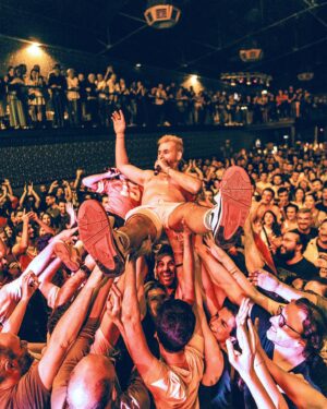 Guilherme Duarte Instagram - Obrigado, Lisboa. Gandim segue para Faro, Guimarães, Leiria, Coimbra e fecha a loja com nova data em Lisboa.

Obrigado a todos. Prrraaaa. 

📸 @macedo