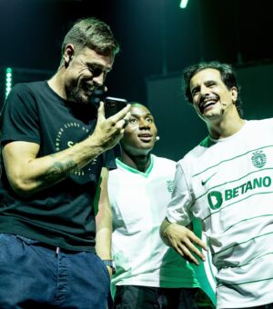 Guilherme Geirinhas Instagram - E eu farei o que puder pelo meu Sporting.

Obrigado a todos os que encheram o Coliseu e também a todos os que ao longo destes três anos tiveram o ADN de Leão. Vamos para dentro, mas o Leão precisar de caçar. Amo o Sporting e os amigos que fiz no Sporting. 💚

📸: @macedo