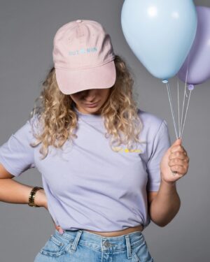 Guillaume Wattecamps Instagram - 👕🩵 OUI&NON NEW COLLECTION 🩵👕 C’est le retour du beau temps et d’une toute nouvelle gamme @__ouietnon__ ultra colorée, fun et remplie de surprises 🤭 Merci déjà pour vos retours ultras positifs et vos très nombreuses commandes 📦💛 on emballe tout ça cette semaine pour que vous en profitiez tout l’été 😍 Foncez faire votre petit panier sur www.ouietnon.be 👈🏻✌🏻
Direction artistique : @mayacousino 
Photographie : @thomaslnrd 
Model : @beza_lea @jill_lgx @romain_alxd @dylan.ssz 
Assistance de prod : @rom150302 
Site internet : @kingsize.studio 
Gestion RS : @npp_agency