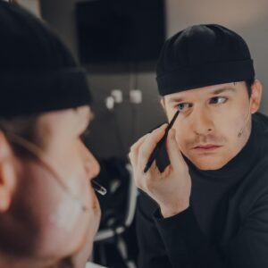 Guillaume Wattecamps Instagram - .
🎪 GUIHOME EN TOURNÉE 🎪 
JE PASSE PAR LA FRANCE, LA SUISSE ET LE QUÉBEC 🇫🇷🇨🇦🇨🇭JE ME RÉJOUIS TELLEMENT DE VOUS RENCONTRER ♥️🎫